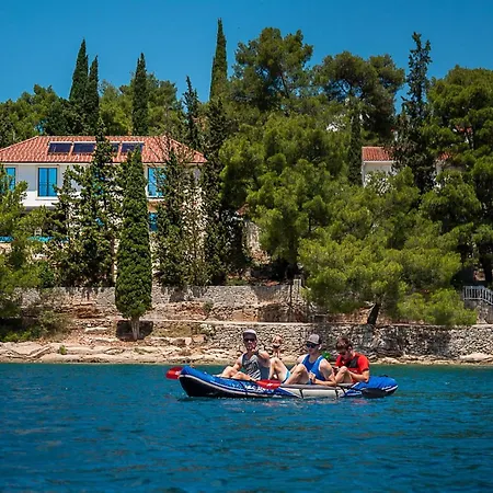 Villa Beautiful Hvar 4 Bedrooms Stone Pine Private Infinity Pool *