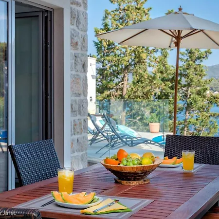 Beautiful Hvar 4 Bedrooms Stone Pine Private Infinity Pool 브로보스카